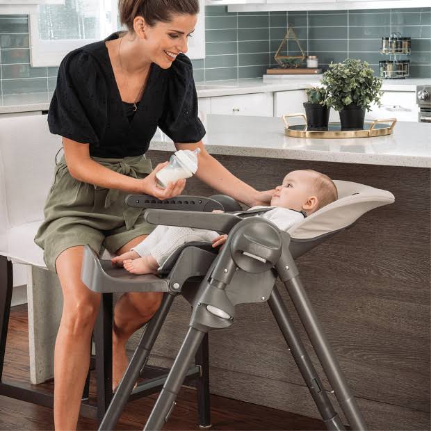 Black Fold Highchair A6123