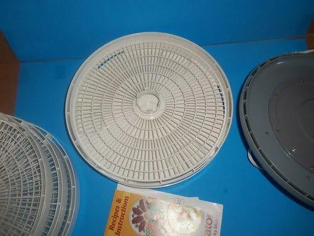 Food Dehydrator and Jerky Maker L722440