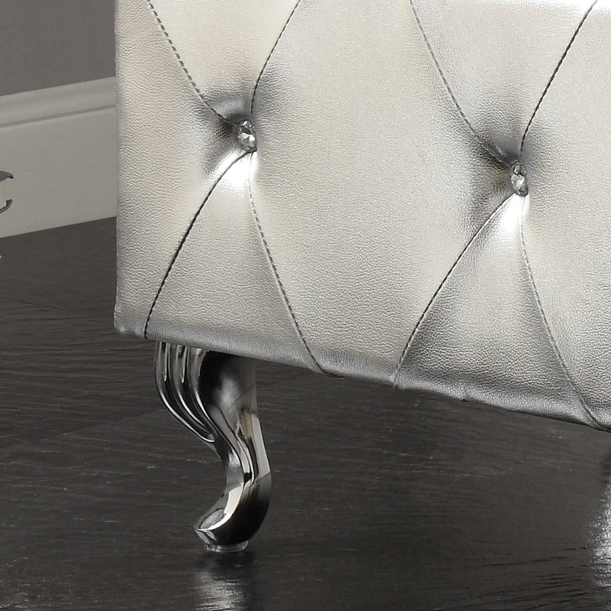 Silver Tufted Hard Wood Storage Bench G531