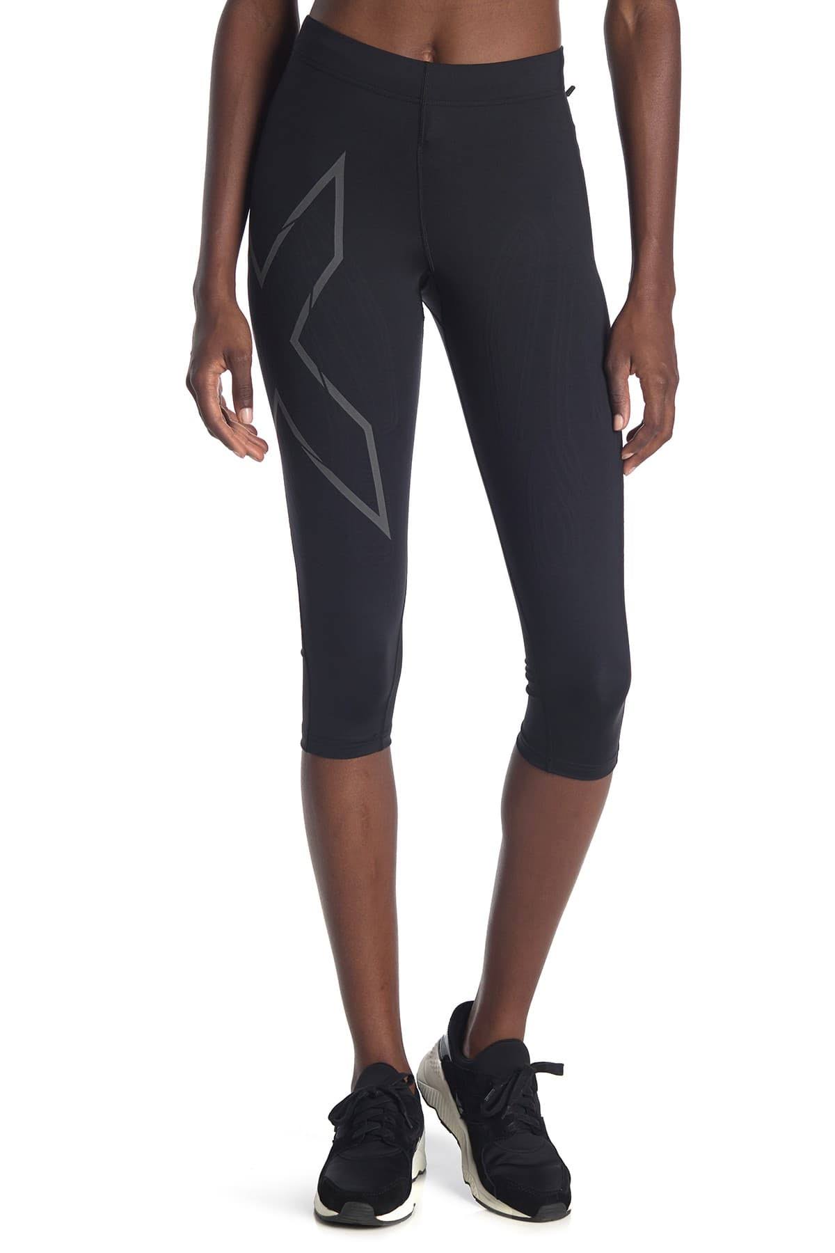 Black Compression 3/4 Tight Q67125
