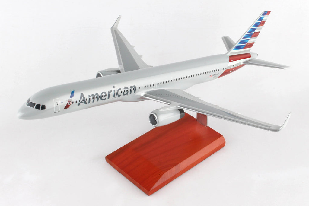 1/100 American 757-200 New Livery V56836