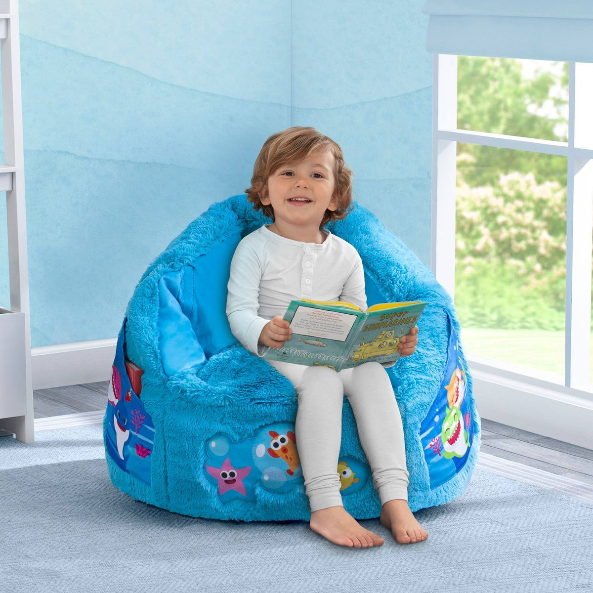 Fluffy Chair R2139