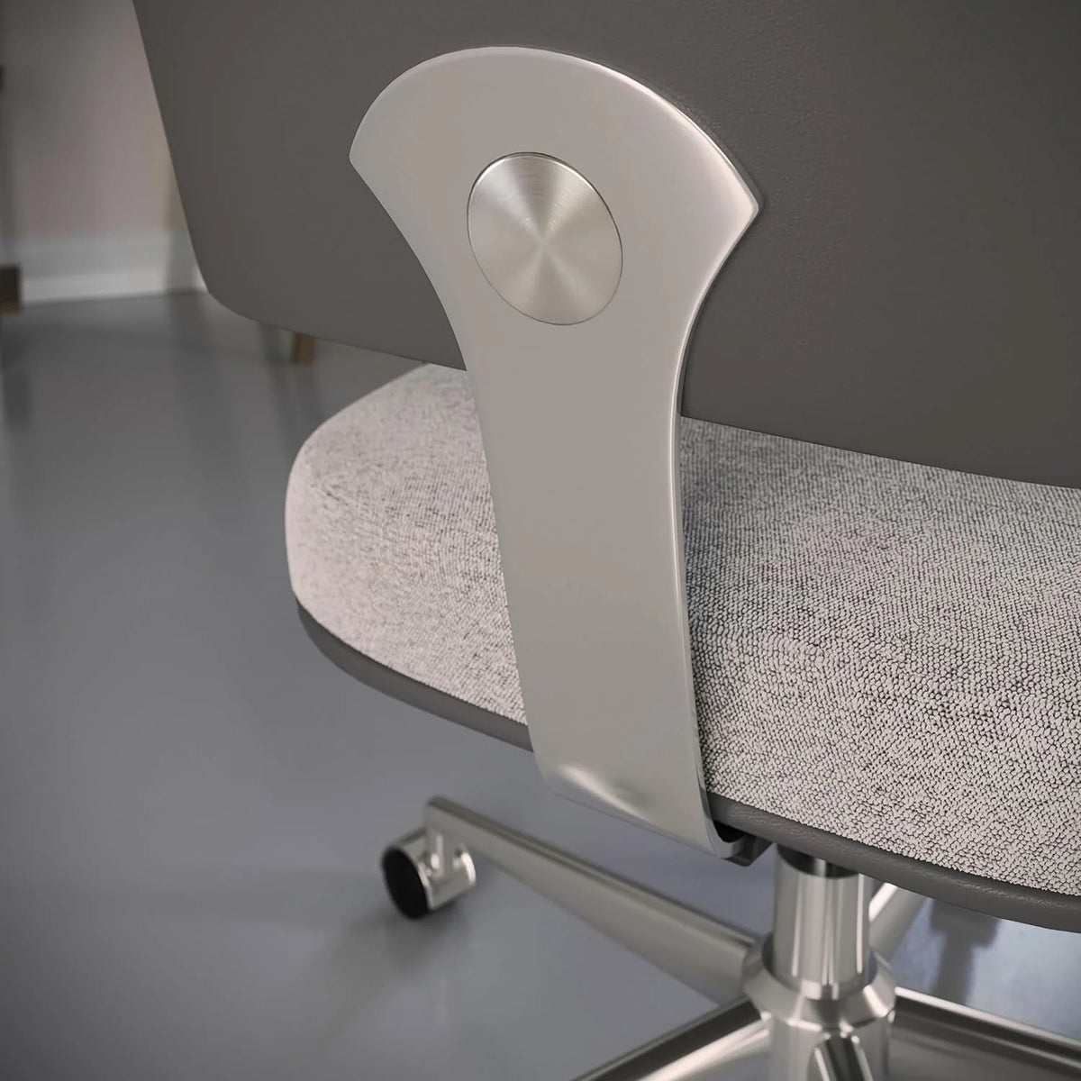 White Bouclé Fabric Task Chair Z6364