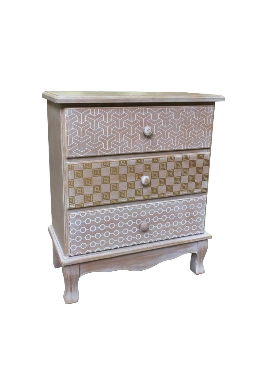 Wooden Cabinet with 3 Drawers U5050