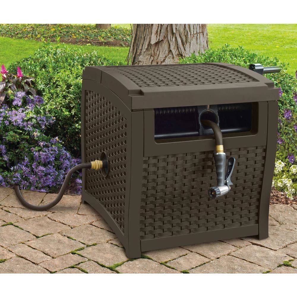Wicker Hideaway Hose Reel with Brass In-Out Tube V785605