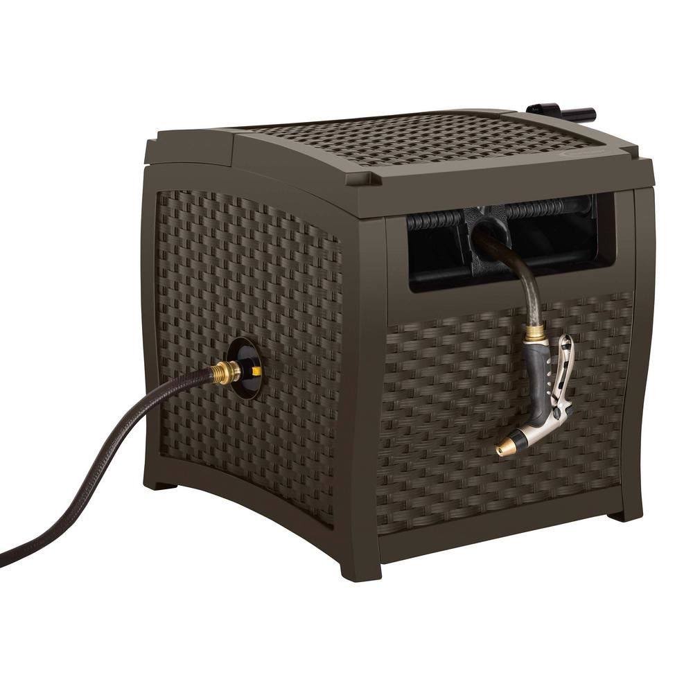 Wicker Hideaway Hose Reel with Brass In-Out Tube V785605