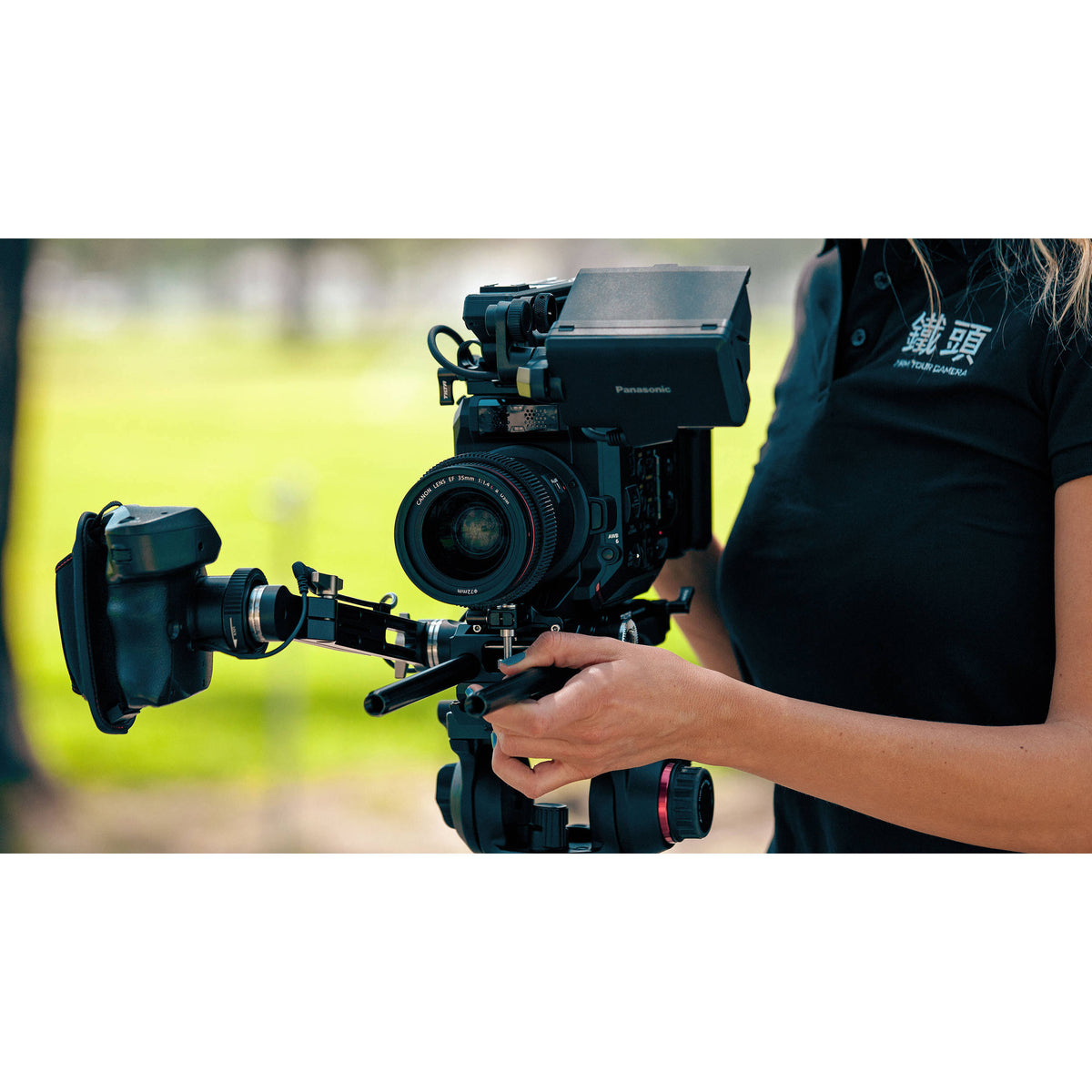 Camera Cage with V-Mount Battery Plate Q80129
