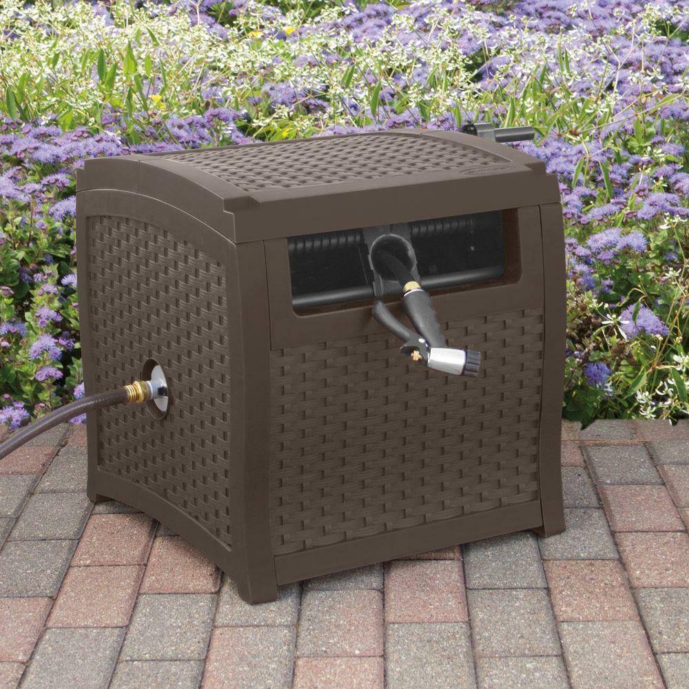 Wicker Hideaway Hose Reel with Brass In-Out Tube V785605