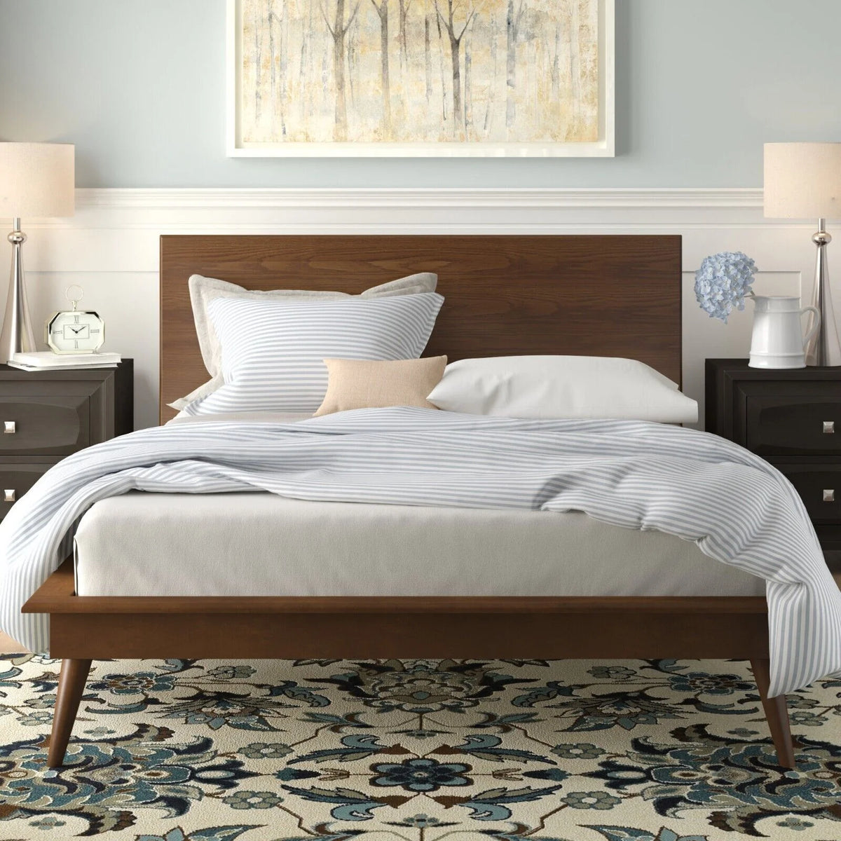 Queen Platform Bed W745087