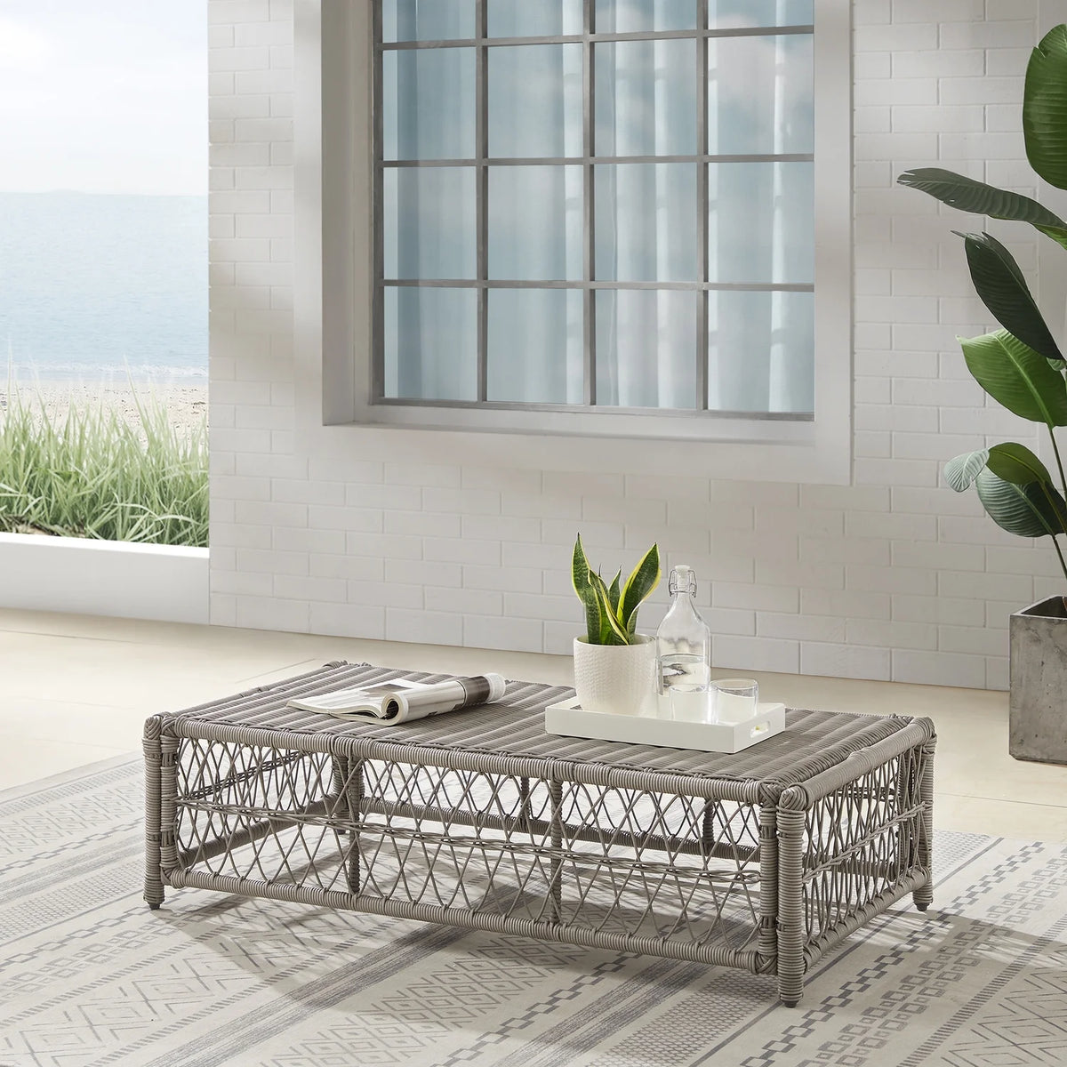 Outdoor Wicker Coffee Table Ottoman L96636
